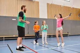 亚特兰大勇士队在搬迁首年即展现了极强的票房号召力，刷新了当时南方纪录